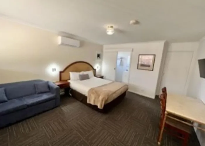 Kinross Inn
